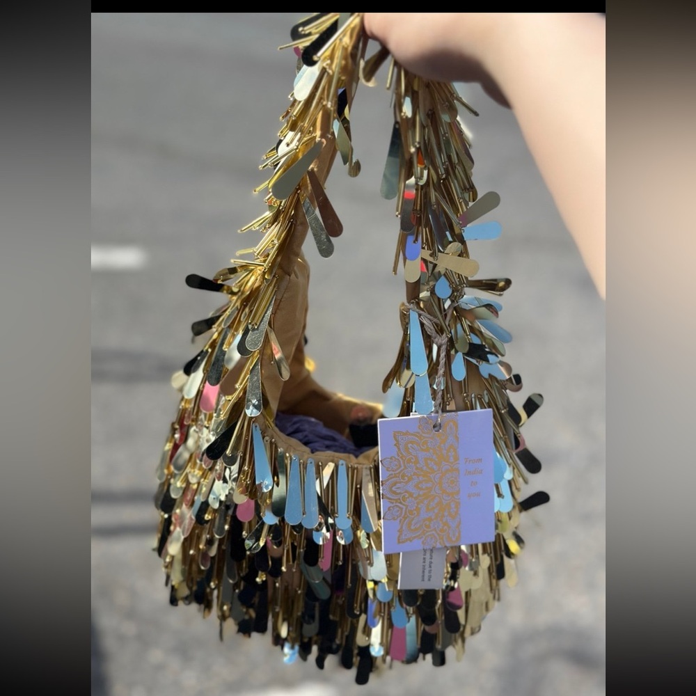TJ Maxx Marshall's viral gold hand beaded sequin shoulder bag bead bag - Picture 4 of 6